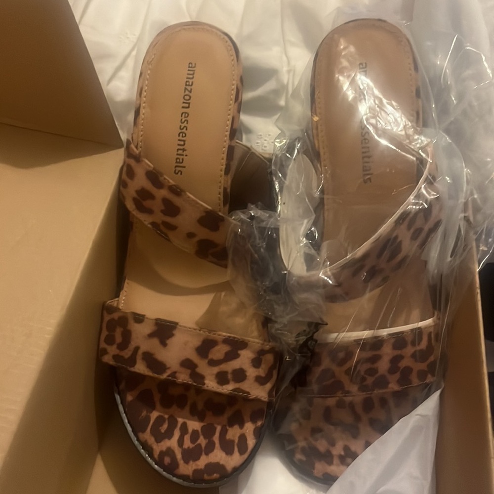Leopard Print Sandals - Picture 5 of 5